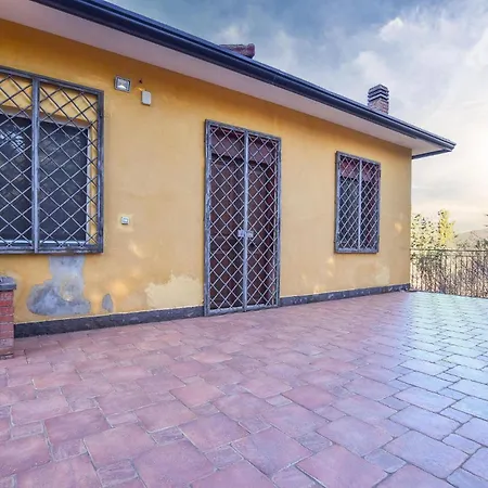 2 Bedroom Pet Friendly In